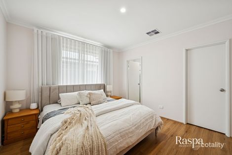 Property photo of 4 Yellowtail Grove Beeliar WA 6164