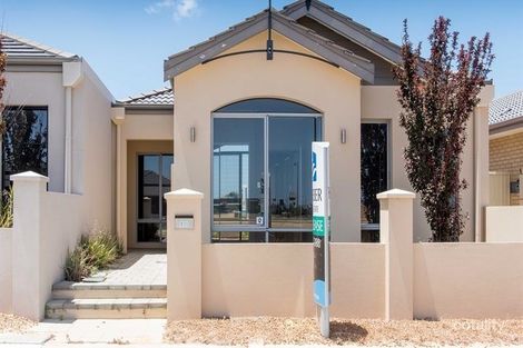 10 Saunton Way, Ridgewood, WA 6030