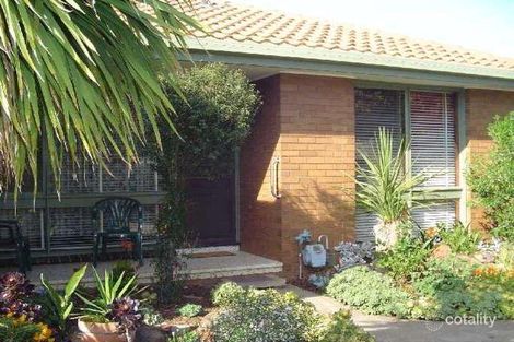Property photo of 2/9 Rainsford Street Werribee VIC 3030