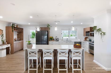 Property photo of 6 Mara Court Ashmore QLD 4214