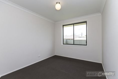 Property photo of 9 Foveaux Street Cameron Park NSW 2285