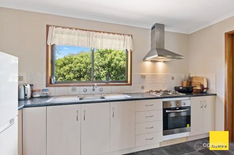 Property photo of 1/91A Eaglehawk Road Ironbark VIC 3550