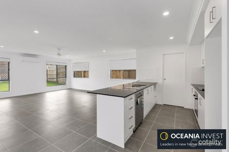 Property photo of 1/1 Emerald Place Bridgeman Downs QLD 4035