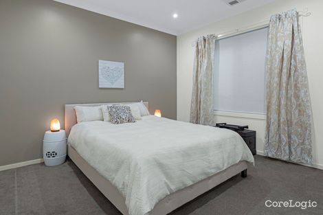 Property photo of 11 Avonmore Way Weir Views VIC 3338