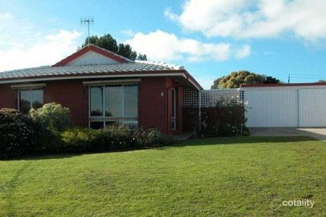 Property photo of 8 James Avenue Victor Harbor SA 5211