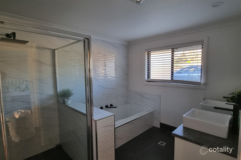 Property photo of 54 Tobruk Road Invergowrie NSW 2350