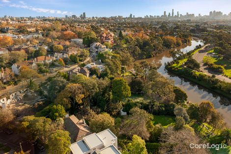 Property photo of 15 Yarradale Road Toorak VIC 3142