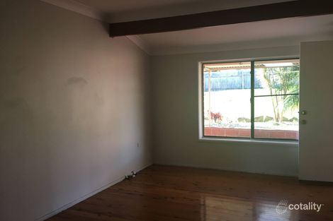 Property photo of 19 Timberi Avenue Dapto NSW 2530