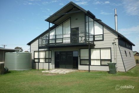 Property photo of 10 Valmai Terrace Hindmarsh Island SA 5214