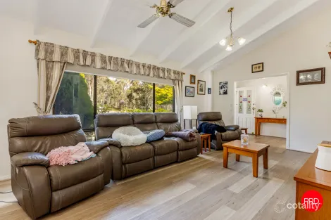 Property photo of 327 Warrowitue-Forest Road Heathcote VIC 3523