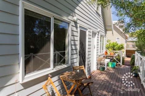 5a Harwood St, Hilton, WA 6163