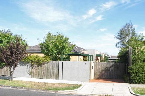 Property photo of 29 Halstead Street Caulfield North VIC 3161