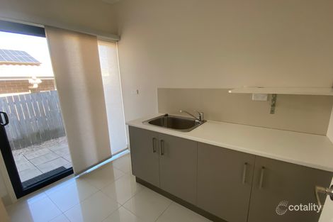 Property photo of 75 Samarai Drive Nikenbah QLD 4655