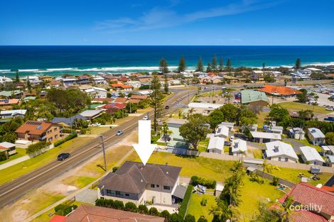 Property photo of 1627 Ocean Drive Lake Cathie NSW 2445