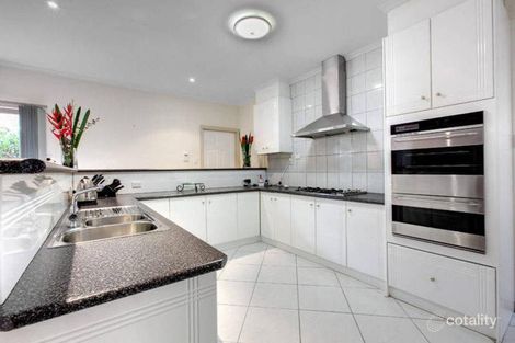Property photo of 17 Stables Place Sydenham VIC 3037