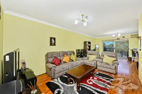 Property photo of 9/11-12 North Parade Campsie NSW 2194