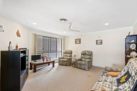 Property photo of 32 Darlington Circuit Currimundi QLD 4551