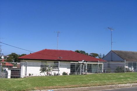 24 Albert St, Lake Illawarra, NSW 2528