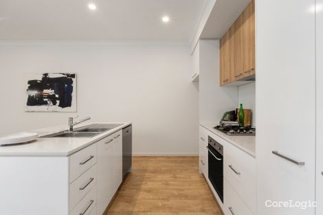 Property photo of 60 Camera Walk Coburg North VIC 3058