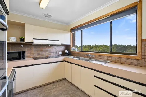 Property photo of 7 Sassafras Crescent Romaine TAS 7320