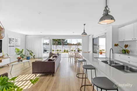 9 Secluded Dr, Armstrong Creek, VIC 3217