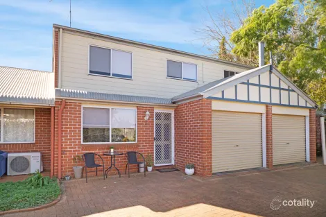 3/8 Lindsay St, East Toowoomba, QLD 4350