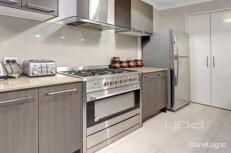 Property photo of 6 Gladiolus Circuit Cranbourne North VIC 3977