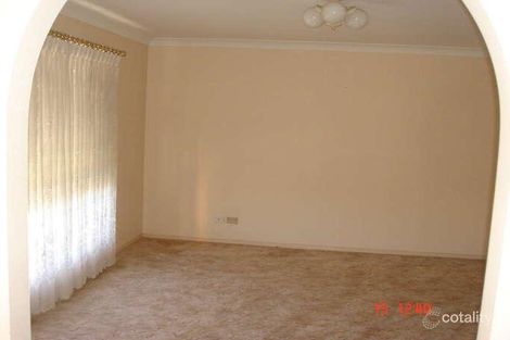 Property photo of 11 Open Drive Arundel QLD 4214