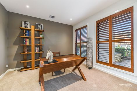 Property photo of 33 Daylily Drive Keysborough VIC 3173