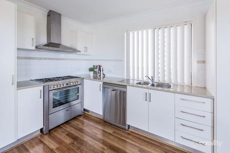 Property photo of 14 Aspect Terrace Springfield Lakes QLD 4300