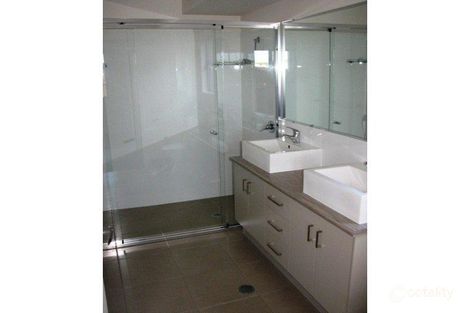 Property photo of 11 Belle Eden Drive Ashfield QLD 4670