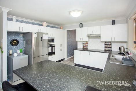 Property photo of 17 Robusta Parade Taree NSW 2430