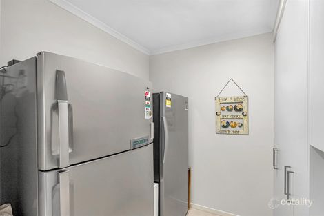 Property photo of 4 Baddely Close Kewarra Beach QLD 4879