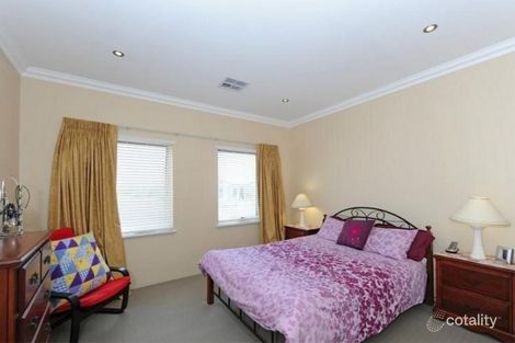 6 Windward St, Yanchep, WA 6035