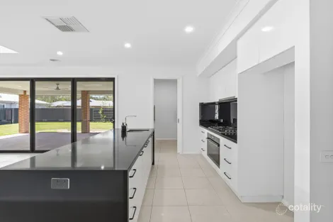 Property photo of 16 Laidler Close Wangaratta VIC 3677