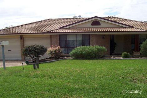 24 Avondale Dr, Kanwal, NSW 2259