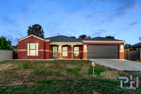 25 Brown St, California Gully, VIC 3556