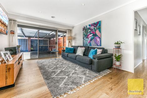 Property photo of 8 Hamstead Court Endeavour Hills VIC 3802