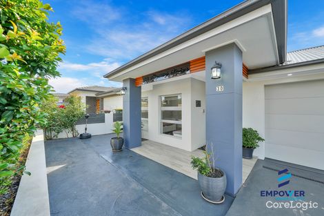 Property photo of 30 Glenroy Drive Claymore NSW 2559