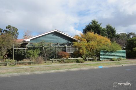 22 Derwent Tce, New Norfolk, TAS 7140