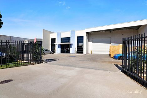 4 Meares Way, Canning Vale, WA 6155