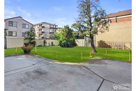 Property photo of 2/70 Hamilton Road Fairfield NSW 2165