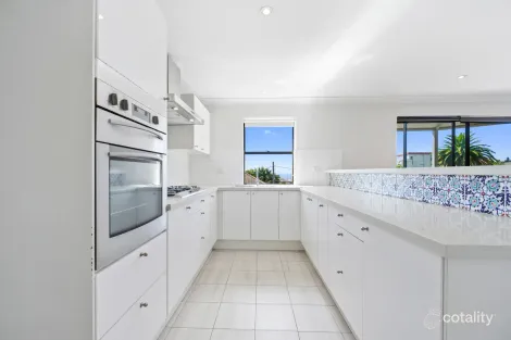 Property photo of 5/4-8 Edgecumbe Avenue Coogee NSW 2034