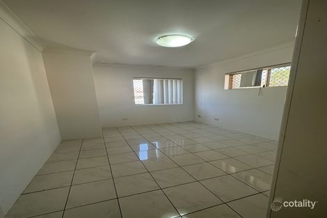 Property photo of 4/5-7 Myrtle Road Bankstown NSW 2200