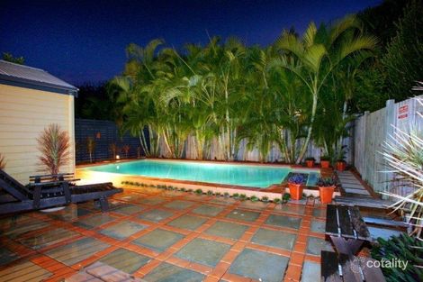 Property photo of 53 Grattan Terrace Wynnum QLD 4178