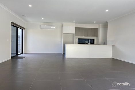 Property photo of 1/4 High Street Werribee VIC 3030