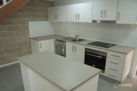 8/5-7 Birdwood Ave, Yeppoon, QLD 4703