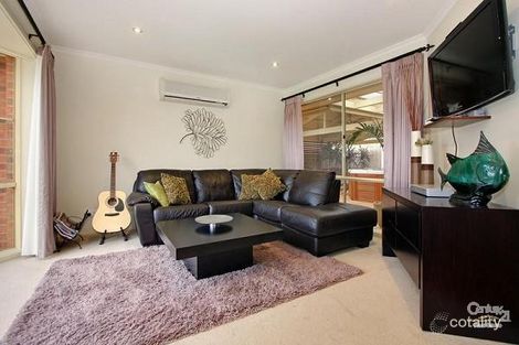 Property photo of 6 Kensington Place Mooroolbark VIC 3138