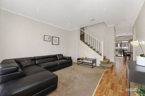 Property photo of 10 Celendine Place Hillside VIC 3037