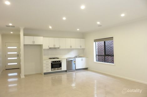 Property photo of 11 Quartz Grove Epping VIC 3076